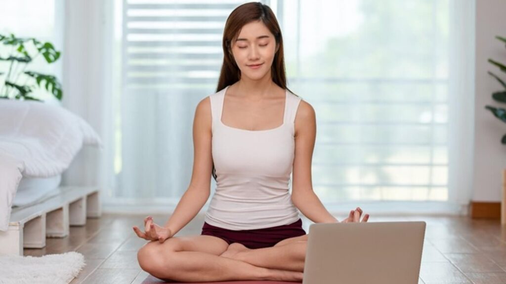 Several proven lifestyle changes that can help naturally reduce cortisol levels